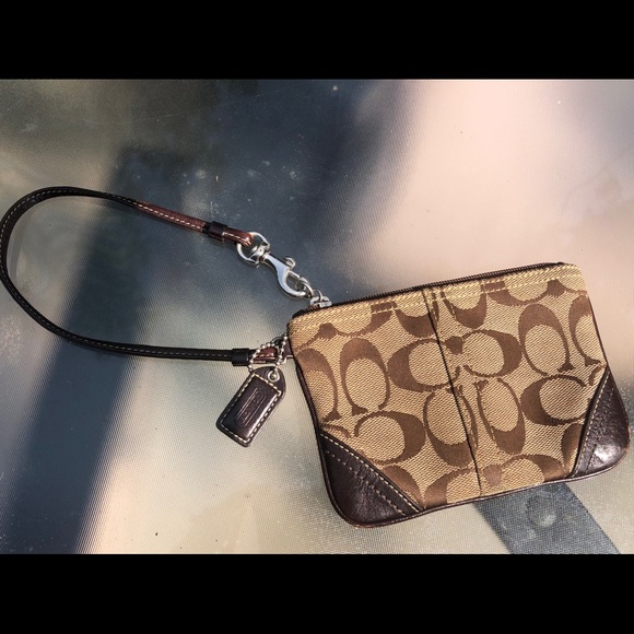 Coach Wristlet - Picture 1 of 2
